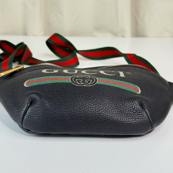 Gucci GG Logo Printed Bum Bag with Iconic Green & Red Stripes - Picture 3 of 8